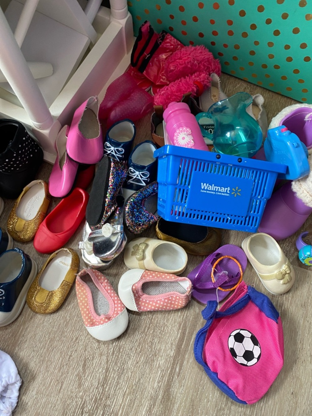American Girl and Our Generation Doll Accessories - Used (bundle #3) - Picture 2 of 7